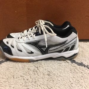 Mizuno wave rally 5 non-marking volleyball shoes